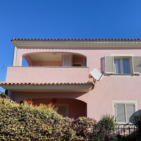 Atmosphera, Appartamento 180 M Dalla Terza Spiaggia Golfo Aranci Exterior photo